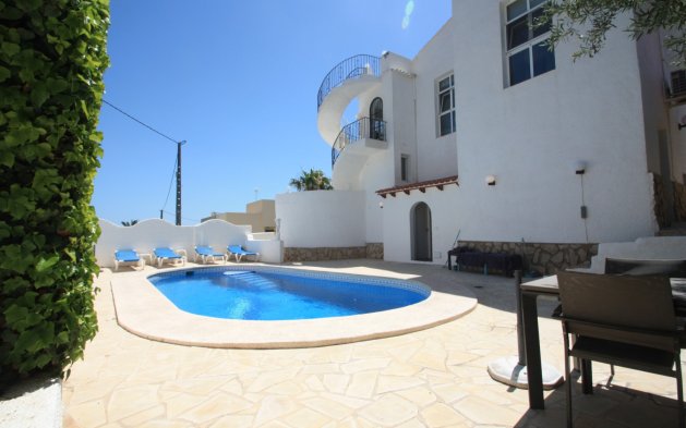 Reventa - Villa independiente - Calpe