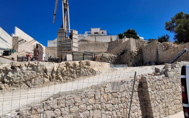 Resale - Independent Villa - Calpe - Urbanización