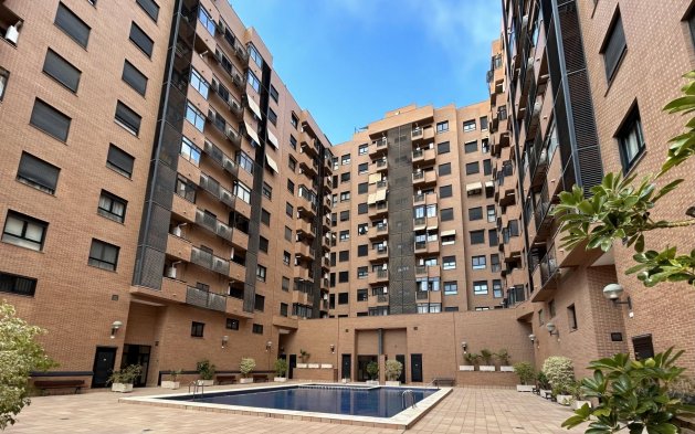 Obra nueva - Apartamento en planta baja - Alicante