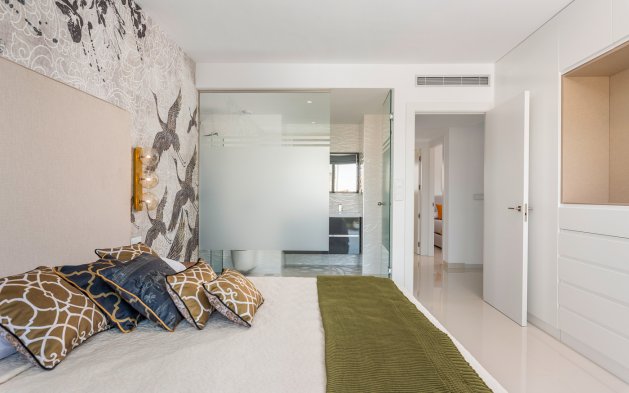 New Build - Independent Villa - Playa Paraiso