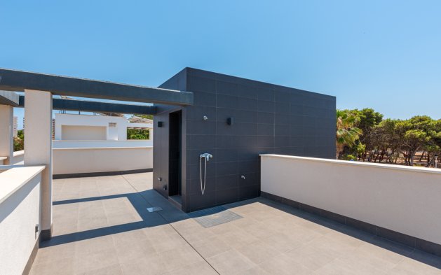 New Build - Independent Villa - Playa Paraiso