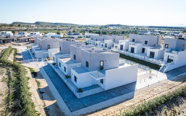 New Build - Townhouse - Baños y Mendigo